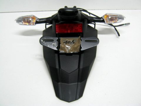 [ITM0886] BAVETTE ORIGINALE DE PLAQUE KAWASAKI Z800